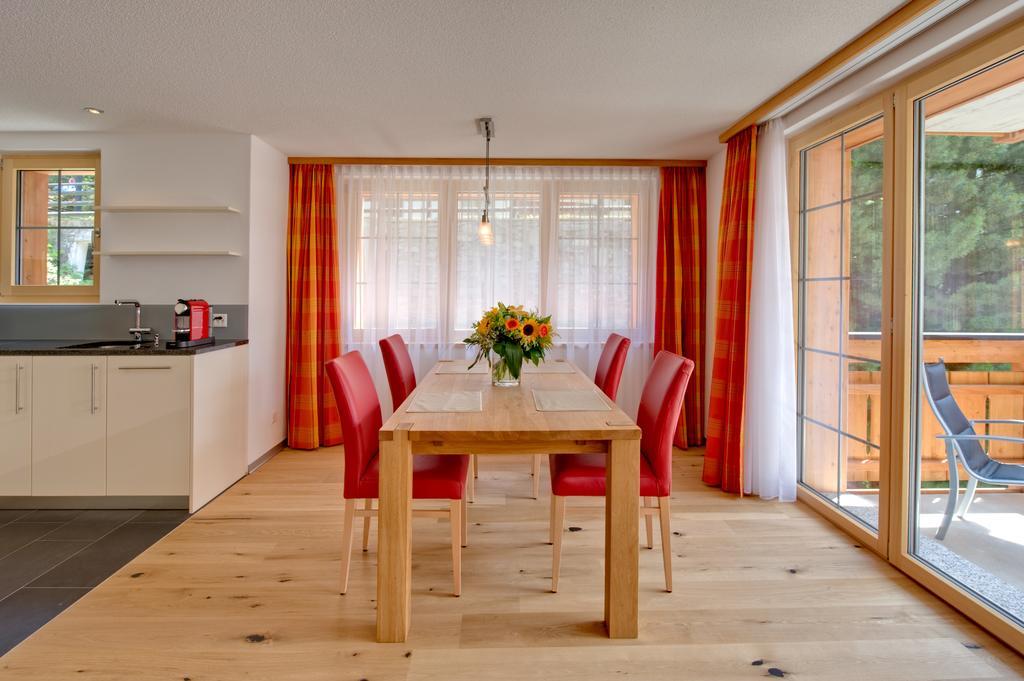 Jaegerhof Serviced Apartements Zermatt Pokoj fotografie