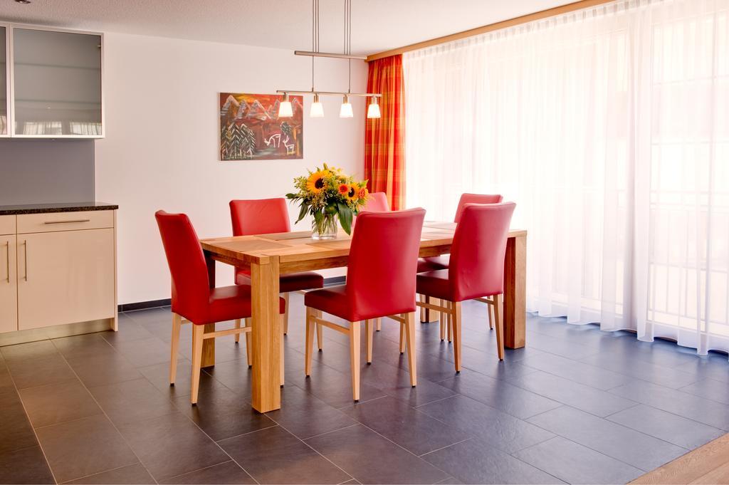 Jaegerhof Serviced Apartements Zermatt Pokoj fotografie