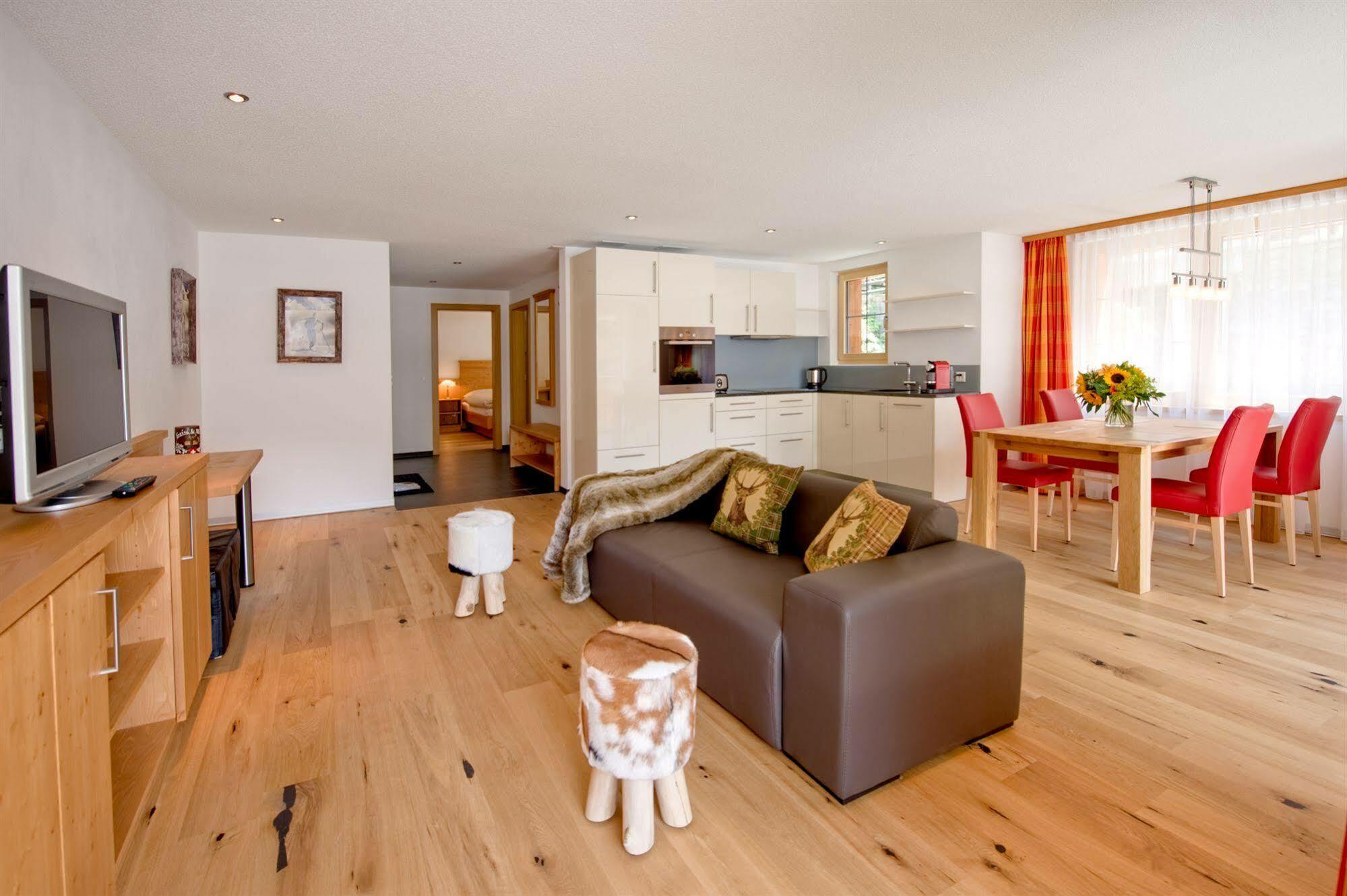 Jaegerhof Serviced Apartements Zermatt Exteriér fotografie